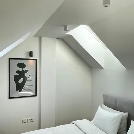 Parkside Designer Duplex Free Parking Διαμέρισμα *