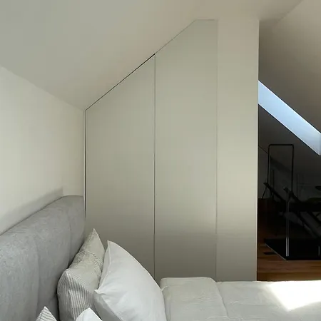 Parkside Designer Duplex Free Parking Διαμέρισμα