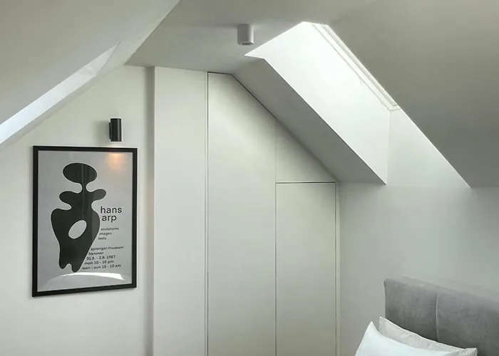 Parkside Designer Duplex Free Parking Apartma *