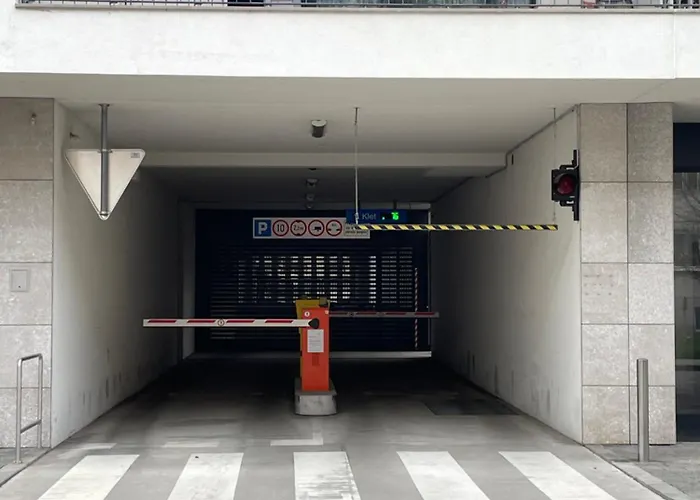 Parkside Designer Duplex Free Parking * Ljubljana