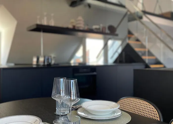 Parkside Designer Duplex Free Parking アパート リュブリャナ